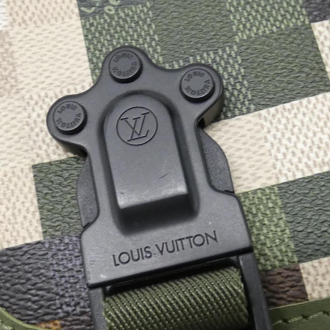 ルイヴィトン ダモフラージュ LVトレイル メッセンジャー M24449 ショルダーバッグ