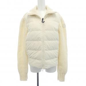 モンクレール MONCLER ダウンジャケット