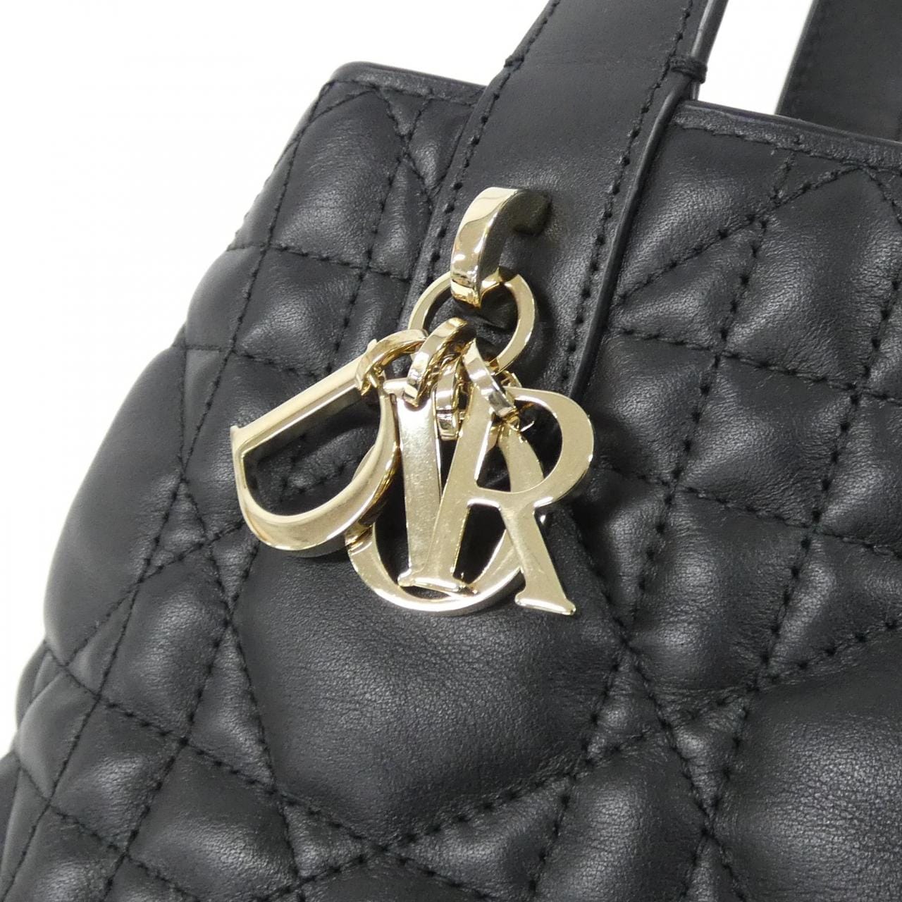 クリスチャンディオール ディオール トゥジュール スモール M2822OSHJ バッグ