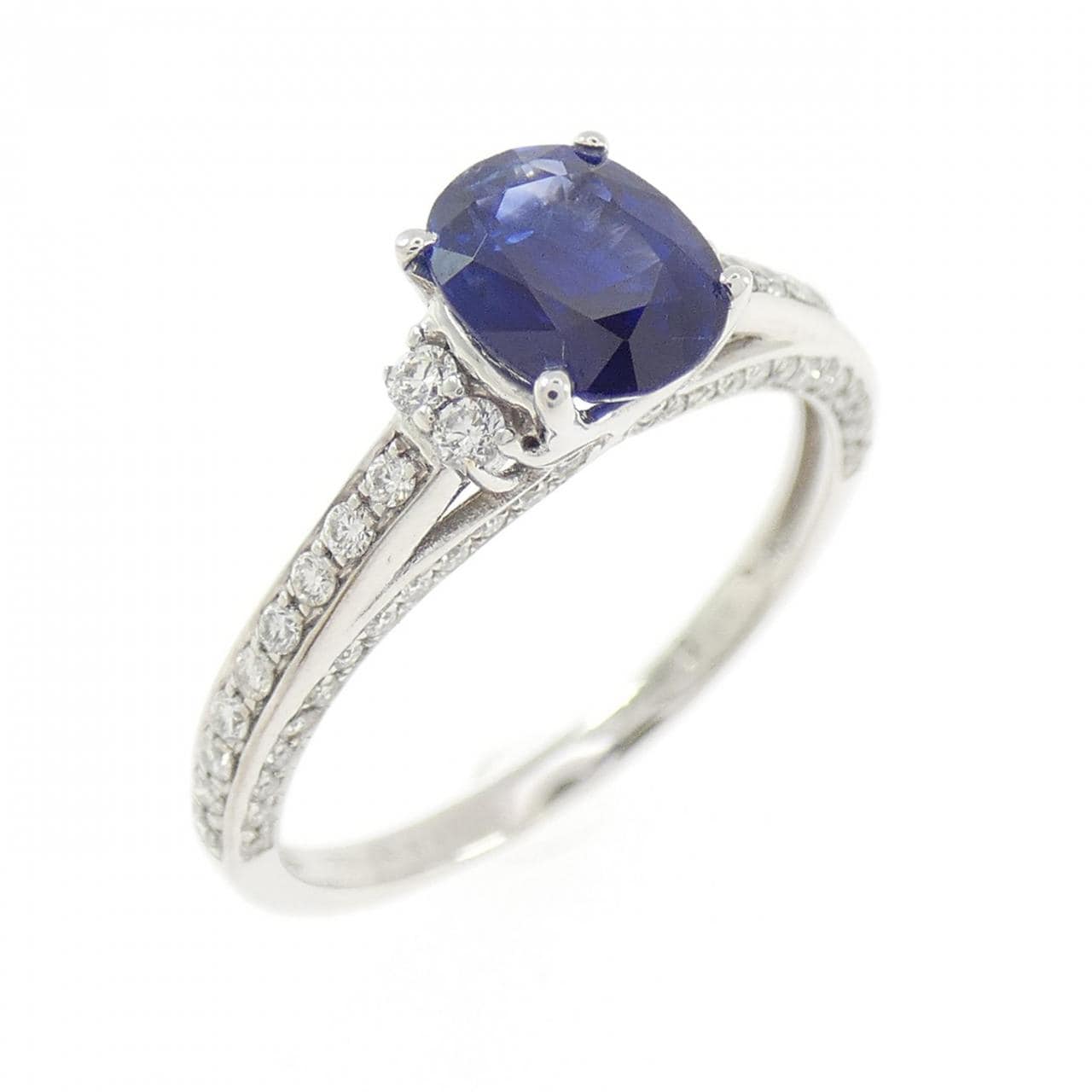 750WG サファイヤ リング 0.922CT