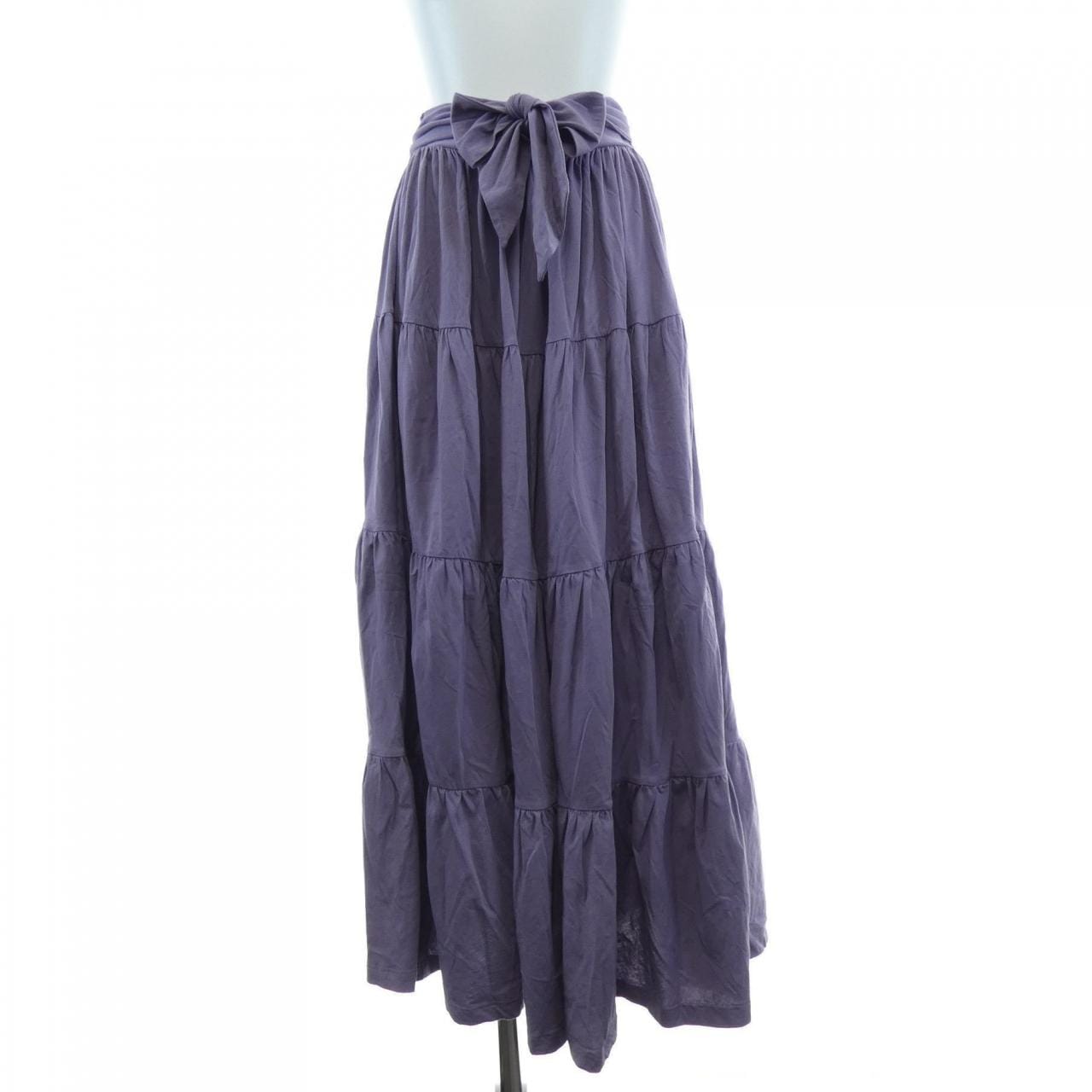 デミリー DEMYLEE スカート