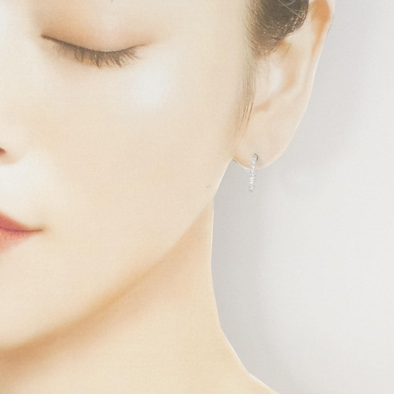 ジーエスティービー ダイヤモンド ピアス 0.44CT