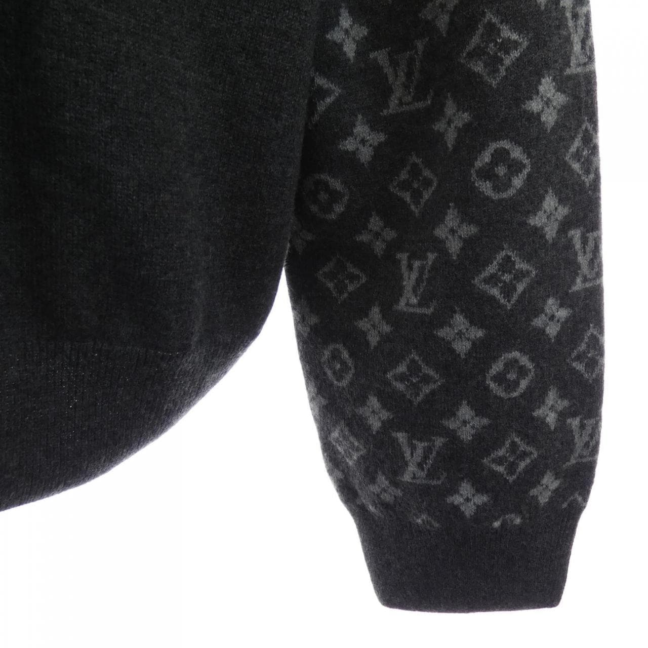 ルイヴィトン LOUIS VUITTON カシミヤブレンドタートルネック HQN41WR93 ニット