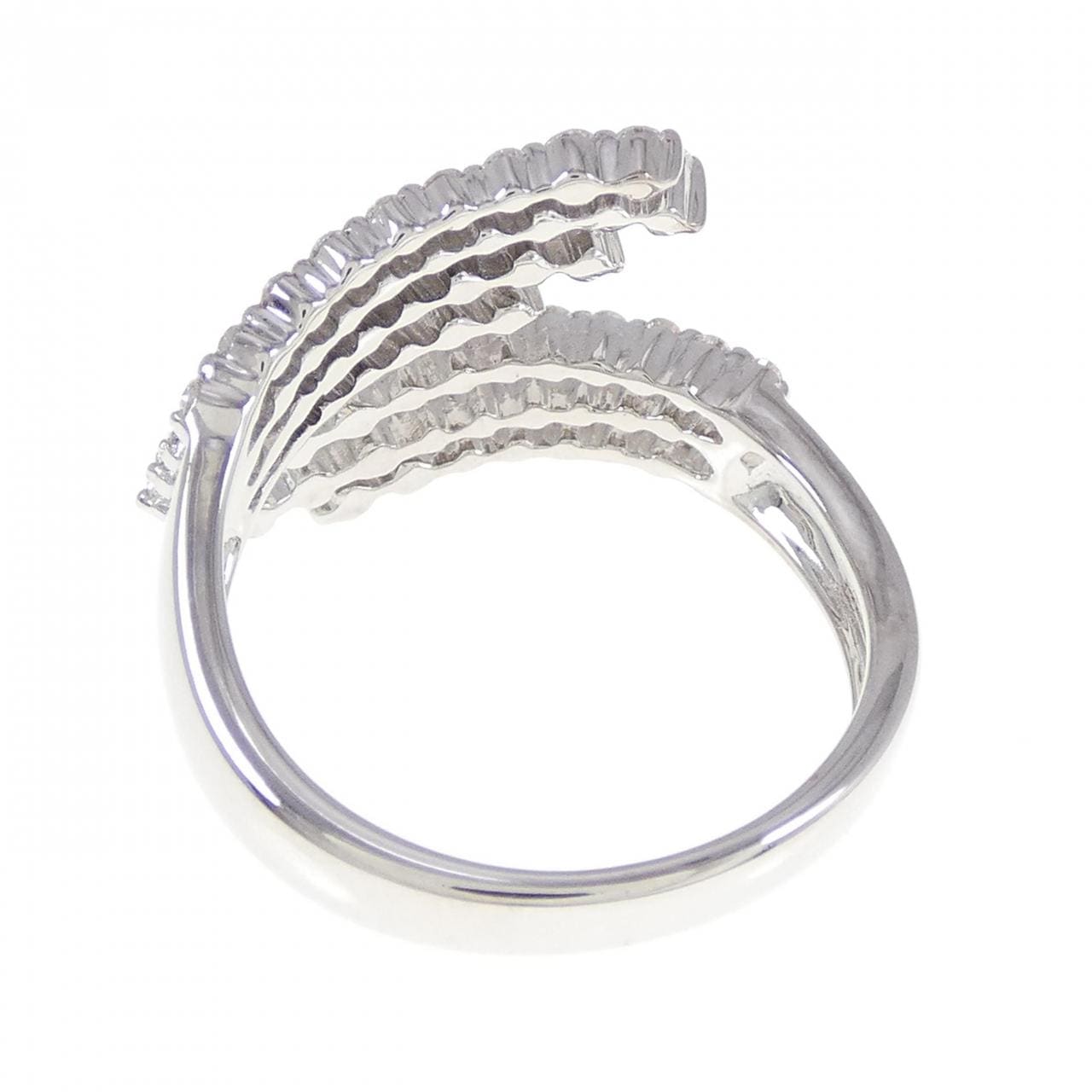 K18WG ダイヤモンド リング 0.72CT