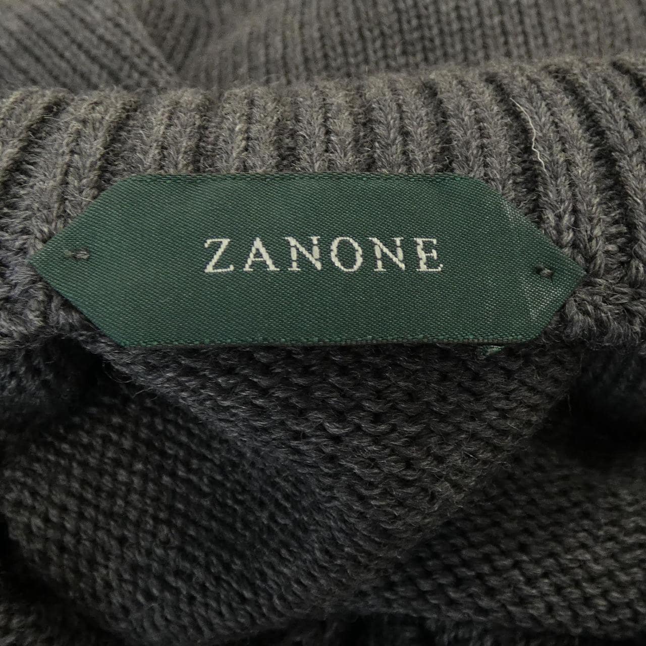 ザノーネ ZANONE CHIOTO カーディガン