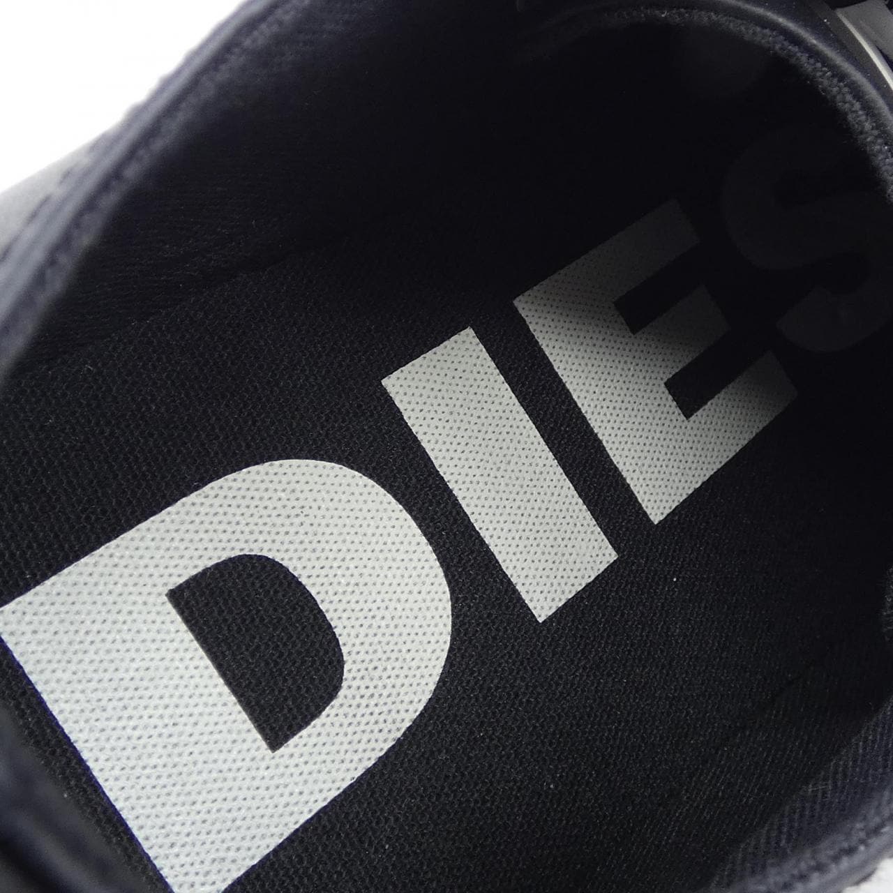 ディーゼル DIESEL スニーカー