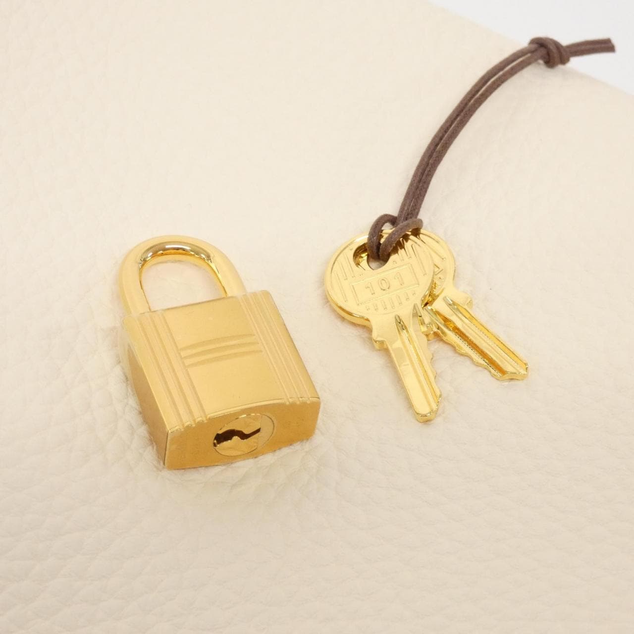 エルメス ピコタン ロック MM 060991CC バッグ