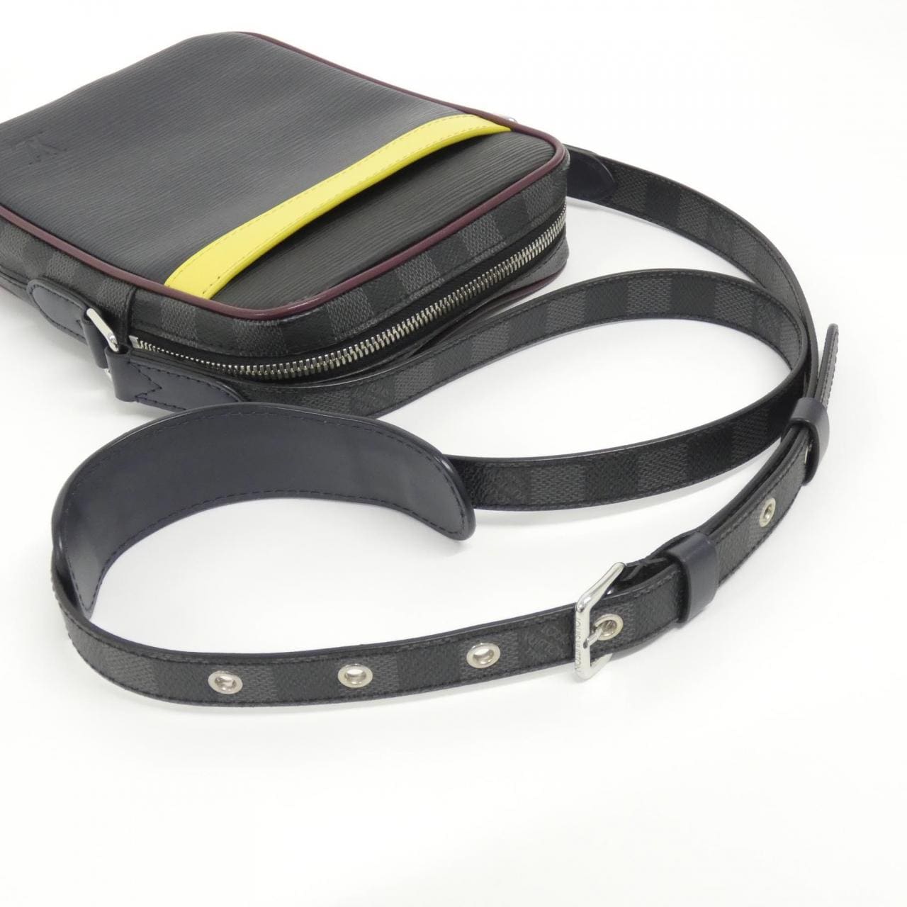 ルイヴィトン エピ+ダミエ グラフィット ダヌーブ スリム M55100 ショルダーバッグ