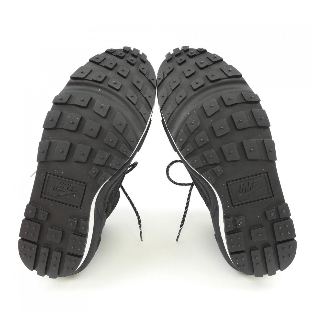 ナイキ NIKE /SACAI FN0563-001 スニーカー