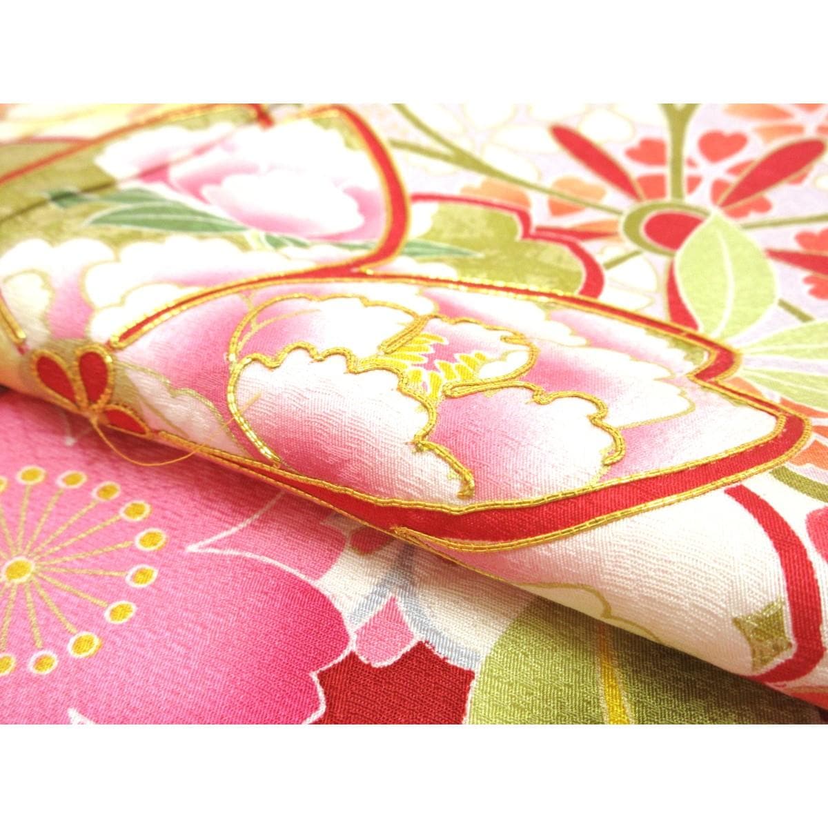 振袖　友禅金彩加工　刺繍入りボカシ染