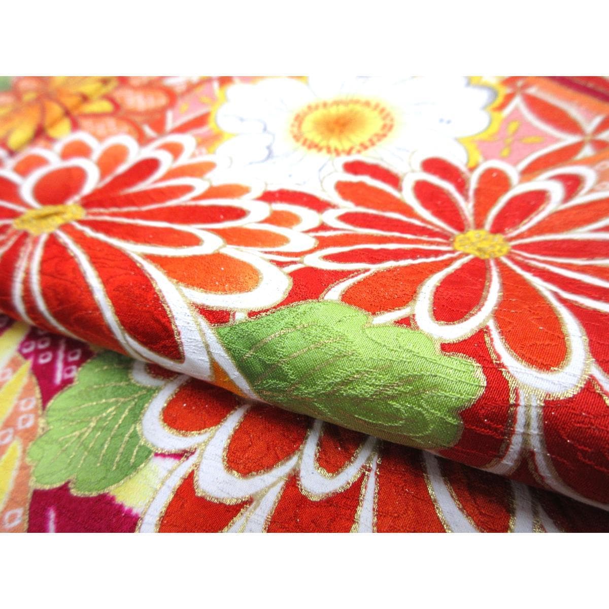 振袖　金通し絞り入　友禅金彩加工