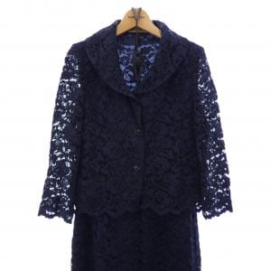 ユキコ･ハナイ YUKIKO HANAI スーツ