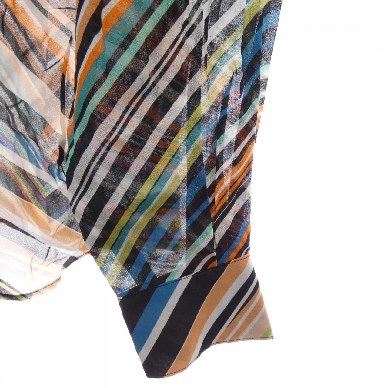 タエアシダ TAE ASHIDA シャツ