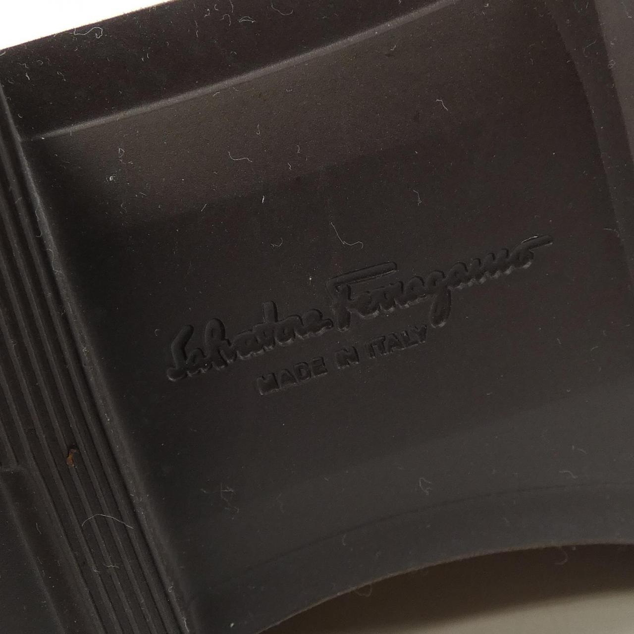 サルヴァトーレフェラガモ SALVATORE FERRAGAMO ロングブーツ