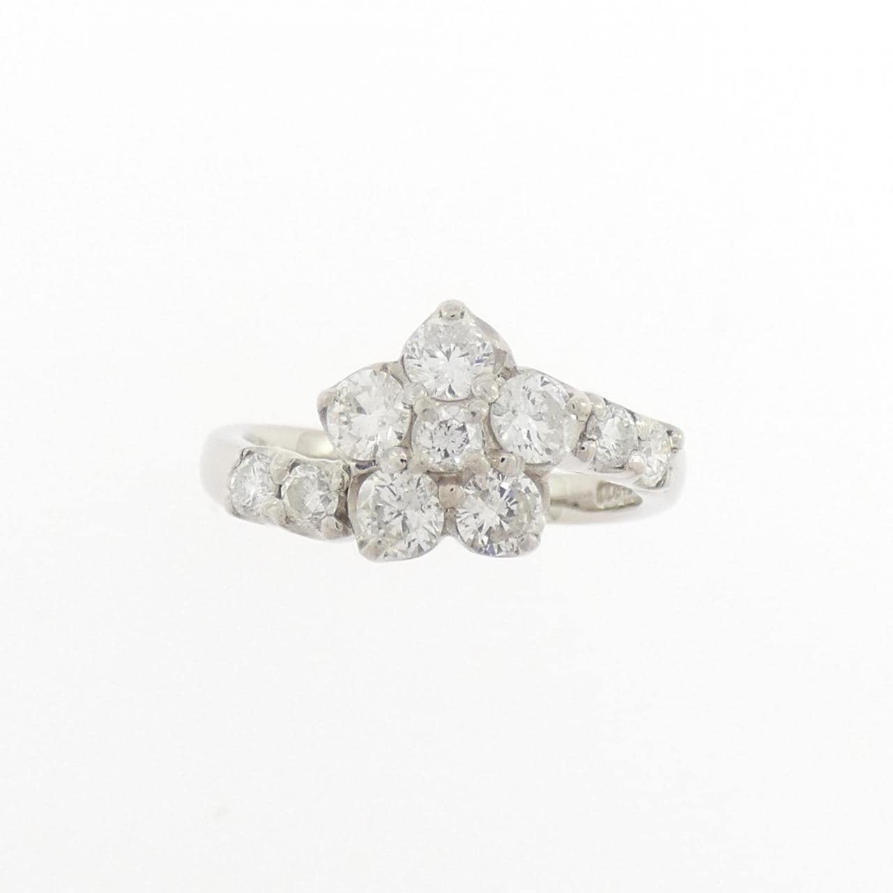 PT900 フラワー ダイヤモンド リング 0.70CT