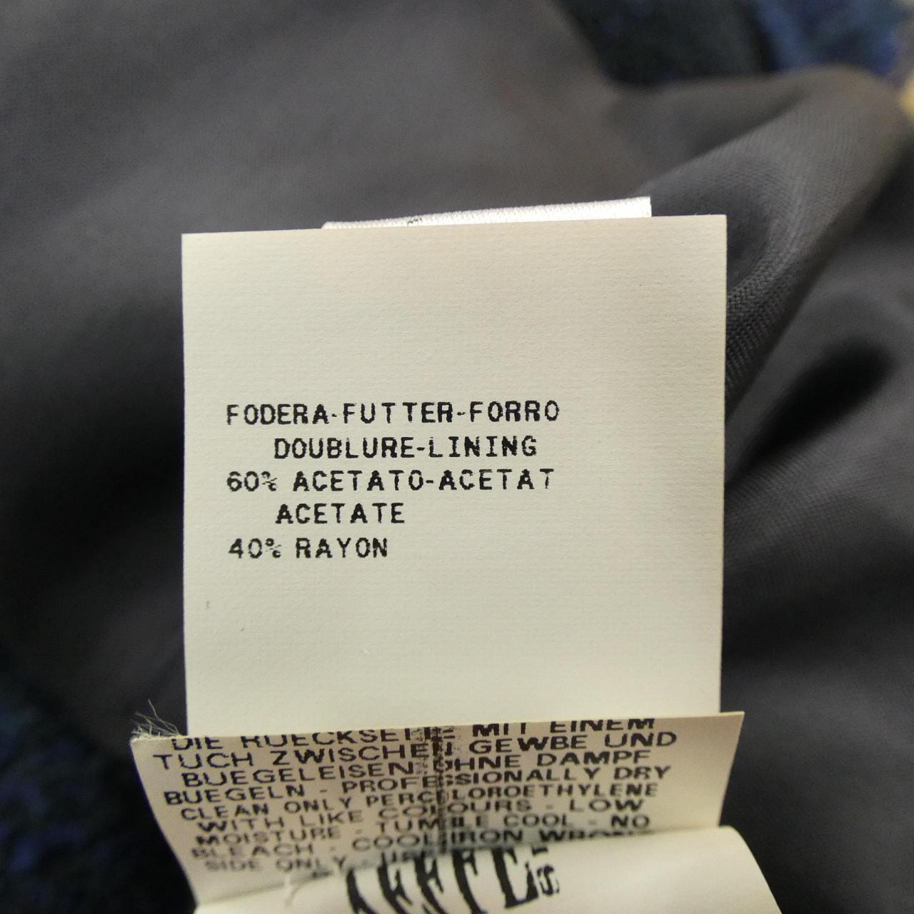 モスキーノ MOSCHINO ノーカラージャケット