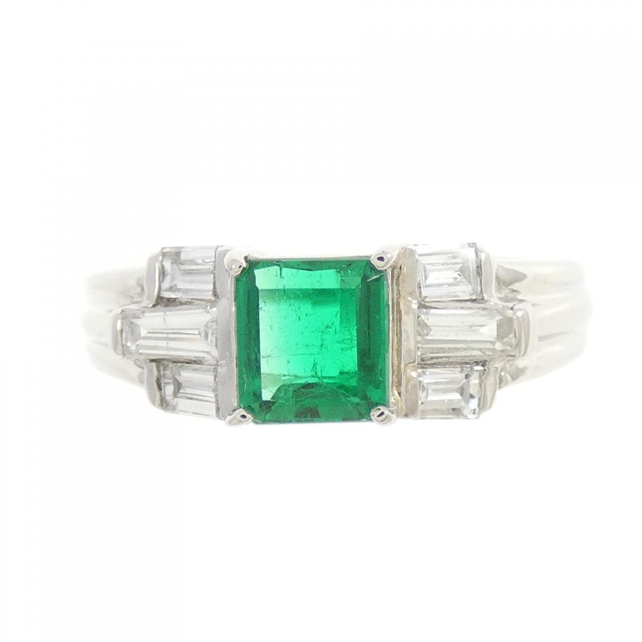 PT1000 Emerald Ring 0.62CT