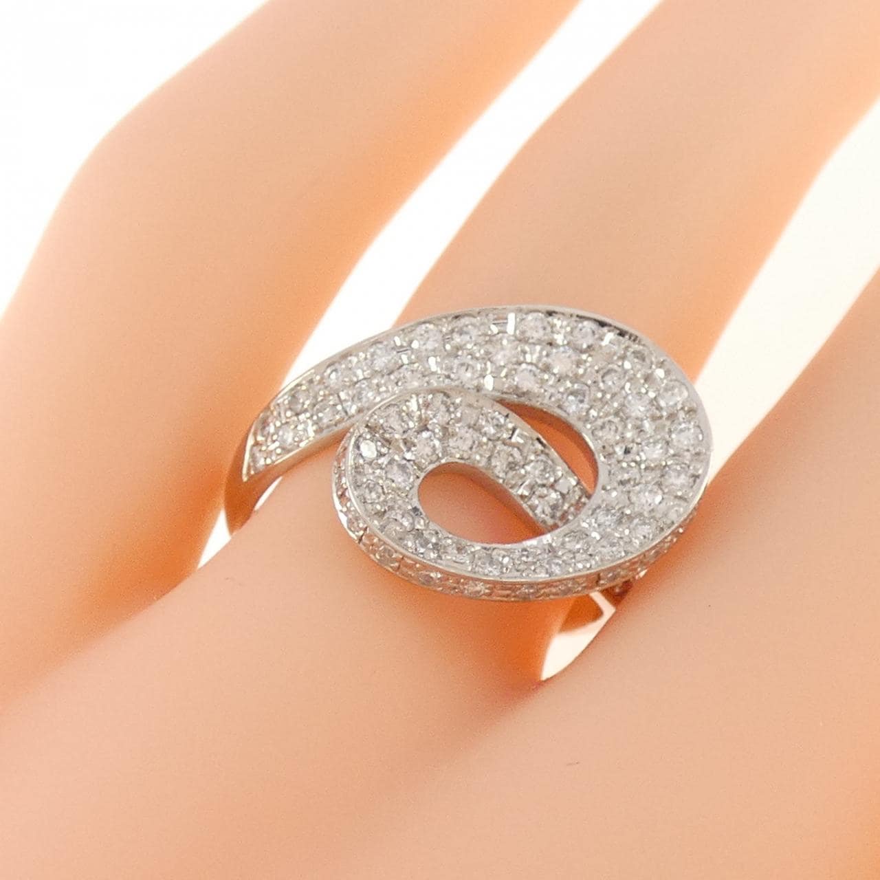 PT900 ダイヤモンド リング 0.70CT