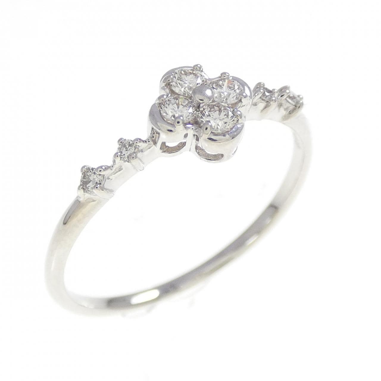 PT900 フラワー ダイヤモンド リング 0.16CT