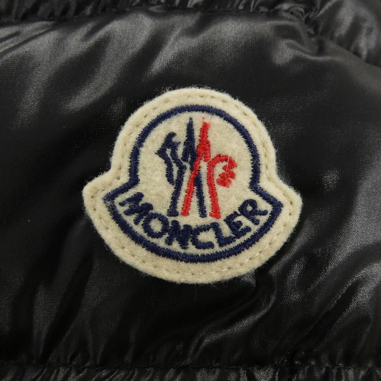 モンクレール MONCLER ARMOISE ダウンジャケット