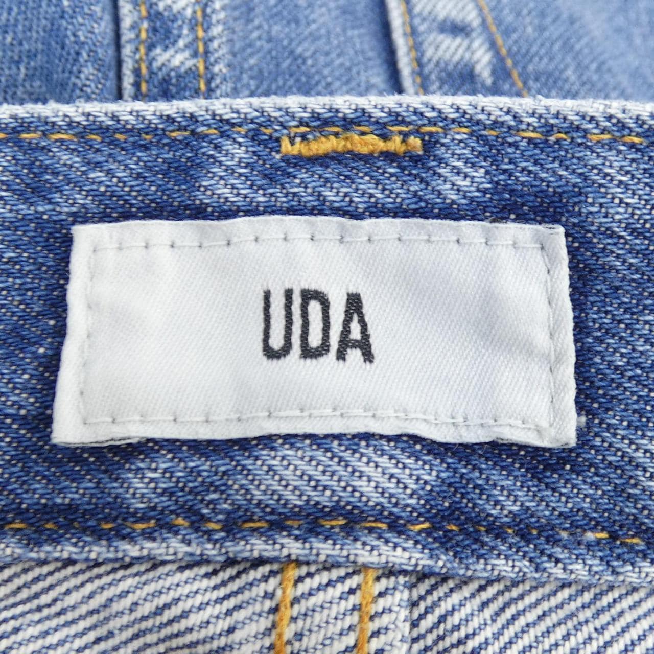 UDA ジーンズ