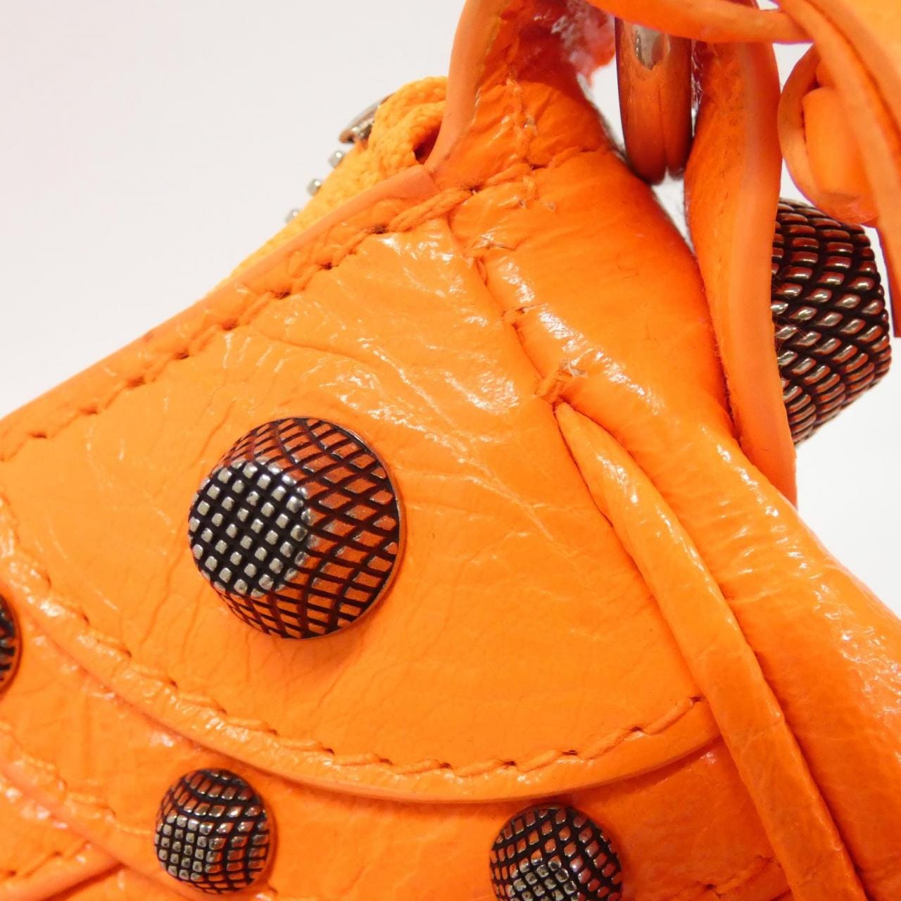 バレンシアガ ル カゴール XS 671309 1VGUY ショルダーバッグ