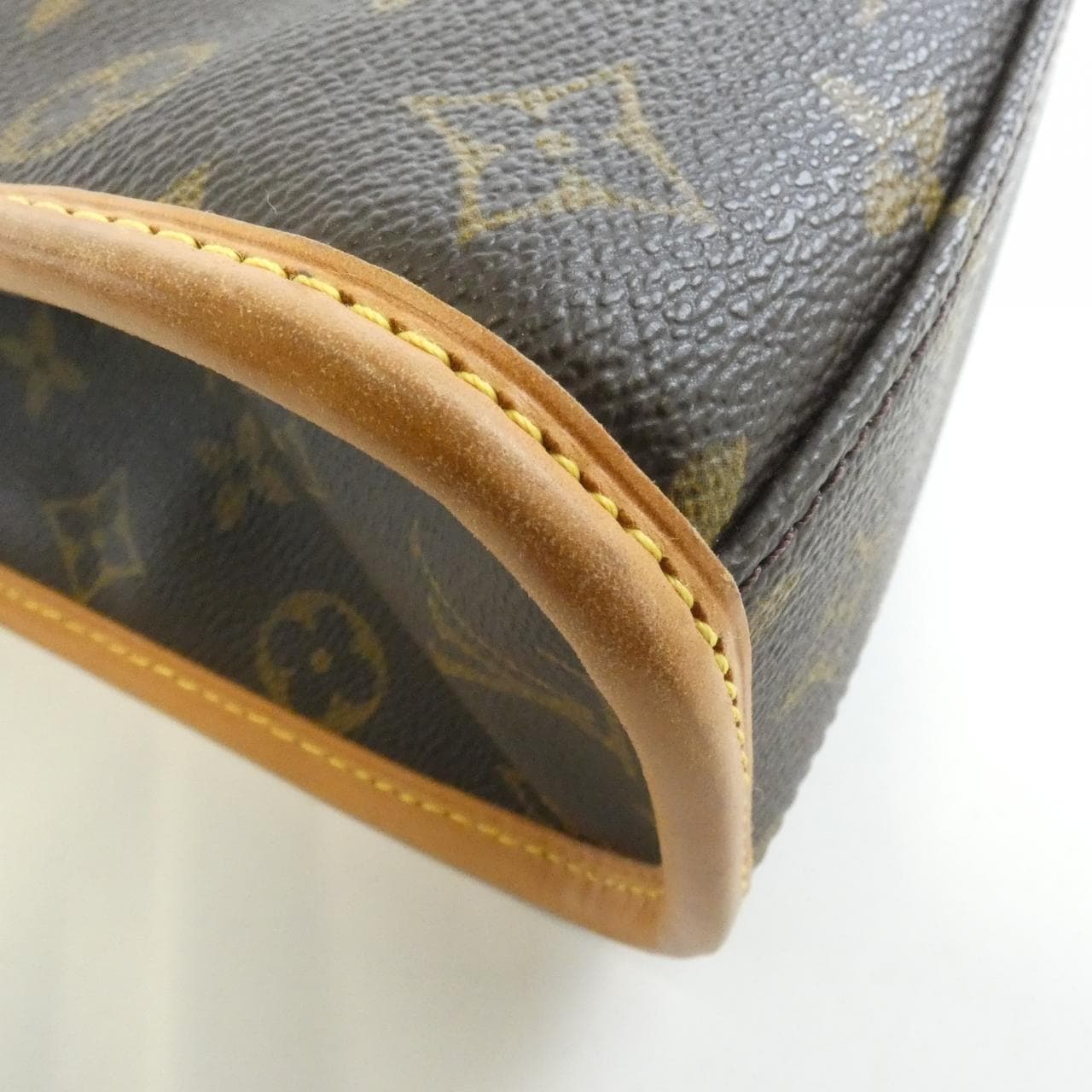 ルイヴィトン モノグラム ベルエア M51122 バッグ