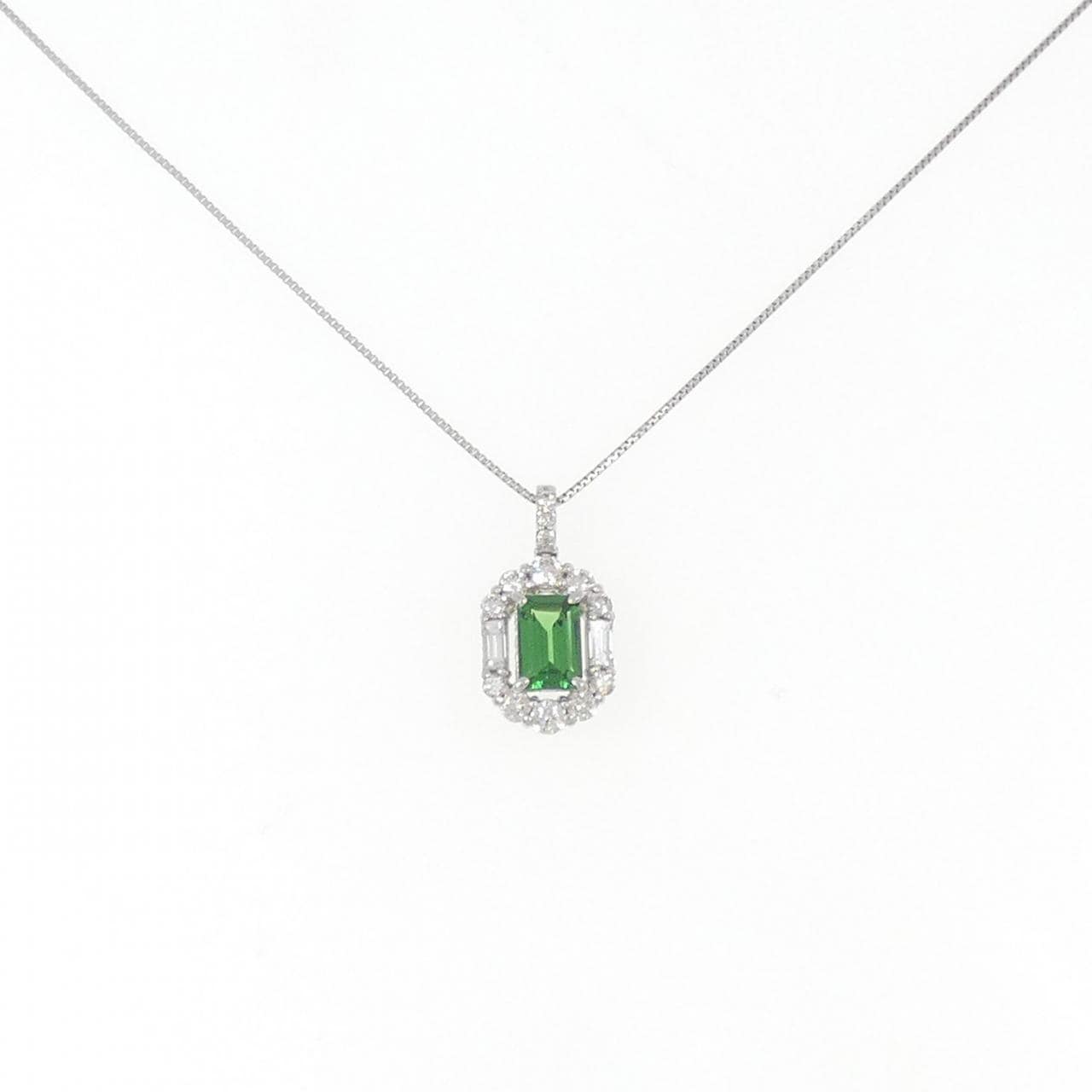 PT Green Garnet Necklace 0.50CT