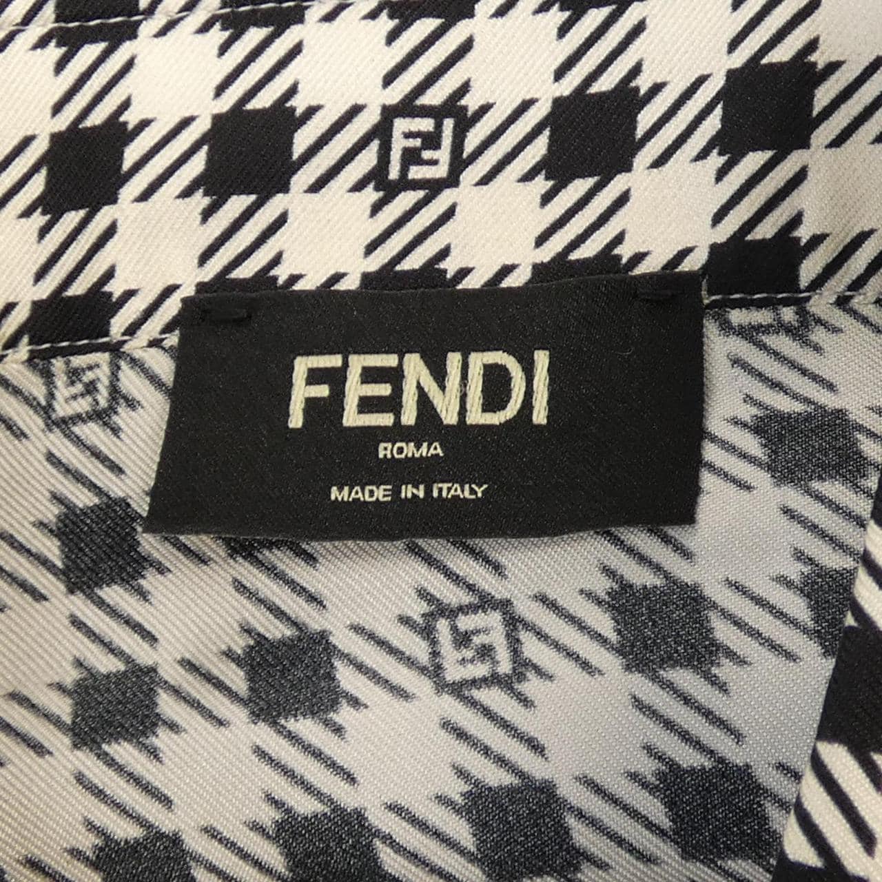 フェンディ FENDI FS0795 AL2K S／Sシャツ