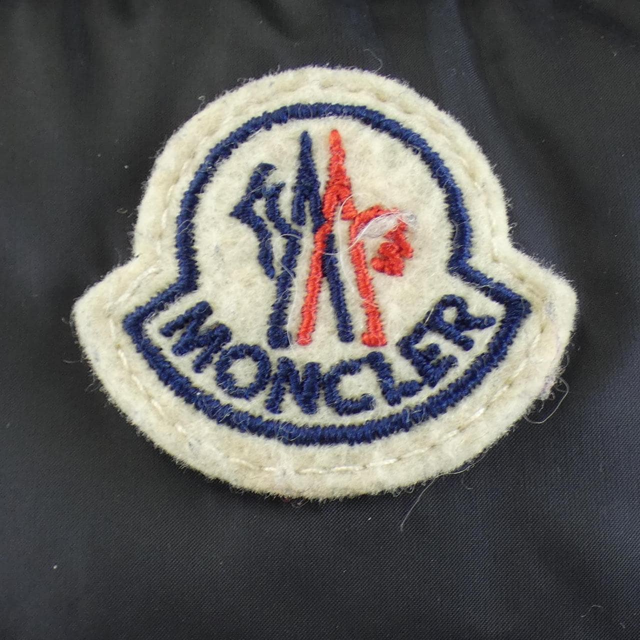 MONCLER HIRMA 羽绒大衣