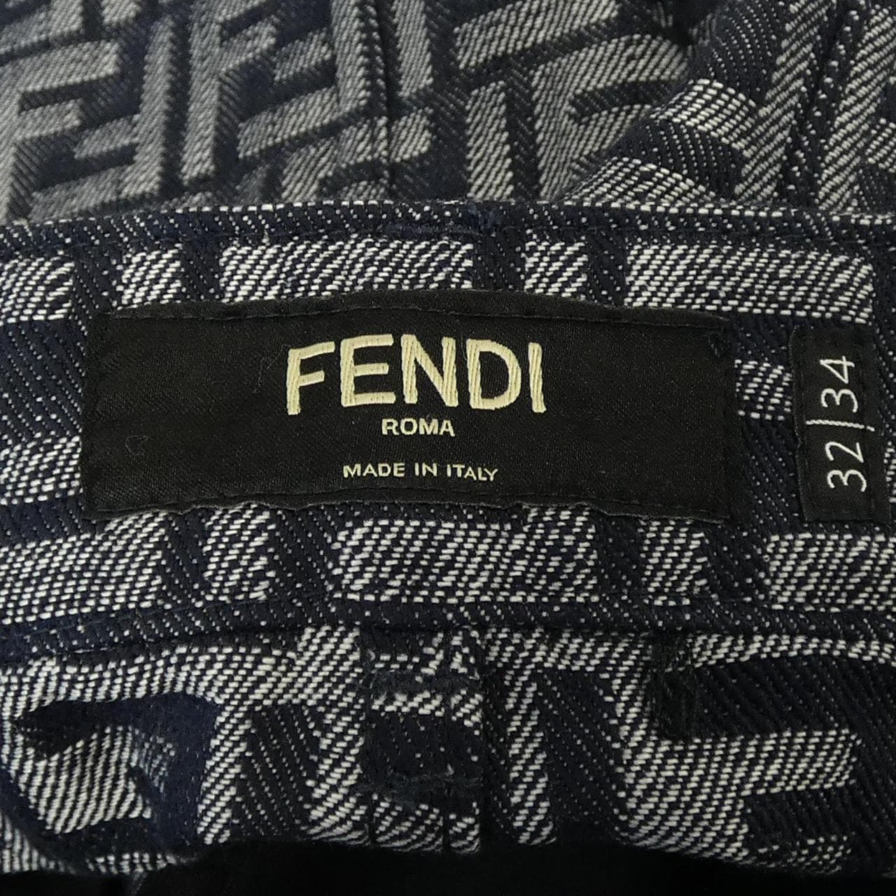 フェンディ FENDI パンツ