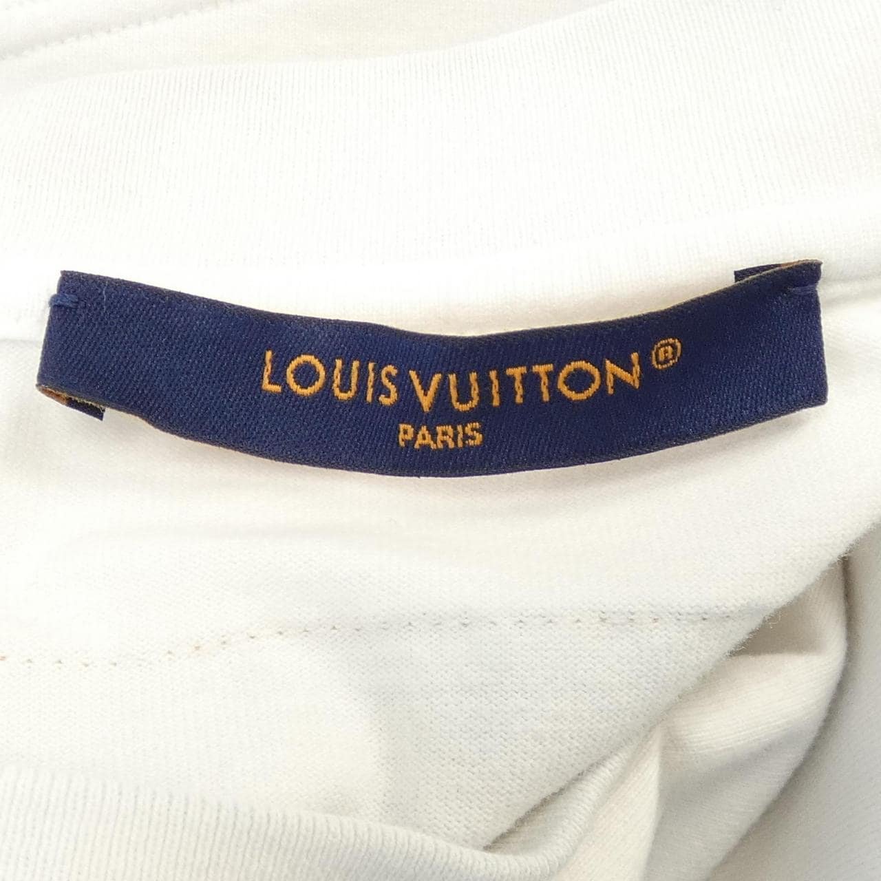 ルイヴィトン LOUIS VUITTON エンボスLVコットンTシャツ HNY55WDT3 Tシャツ