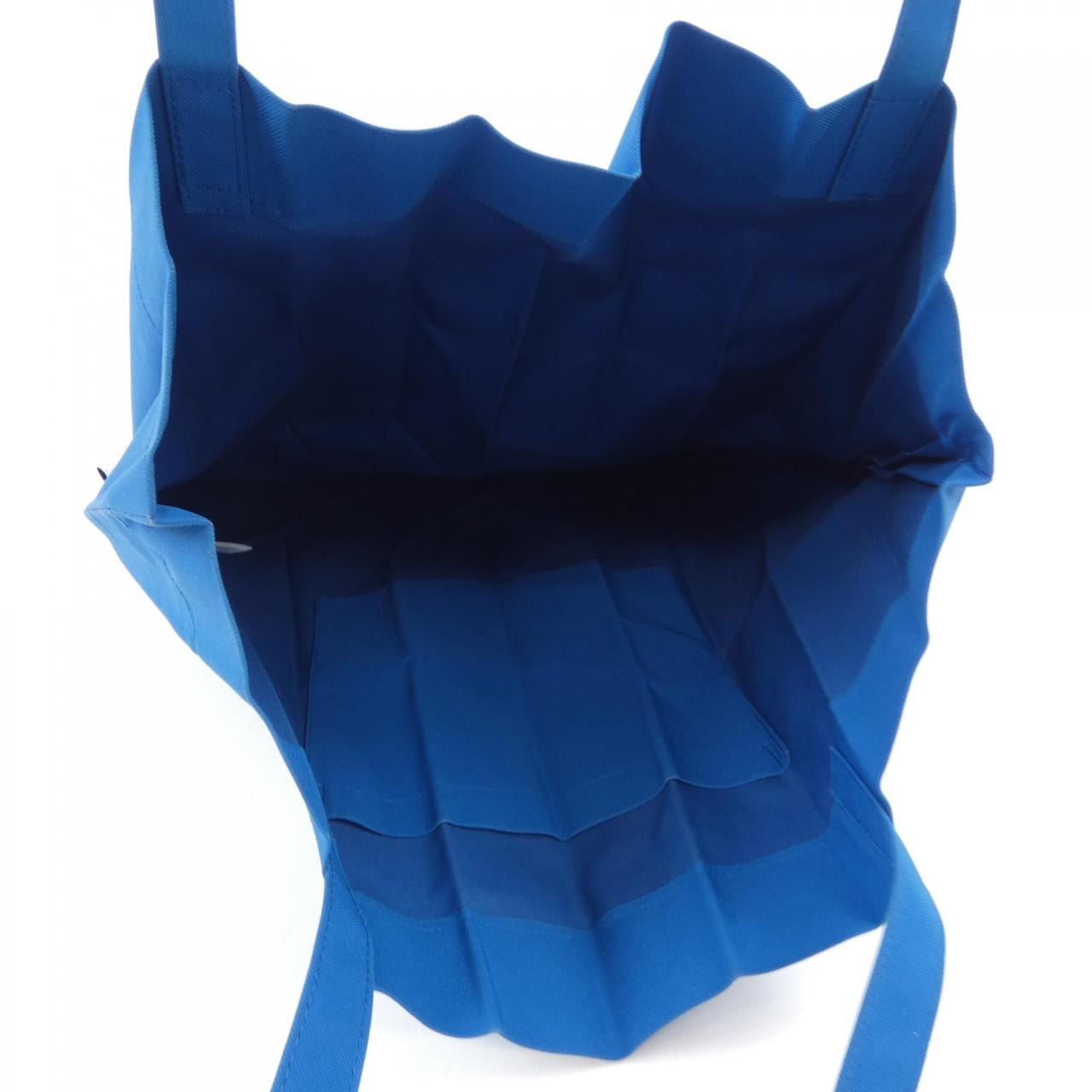 ミーイッセイミヤケ me ISSEY MIYAKE MI11AG821 BAG