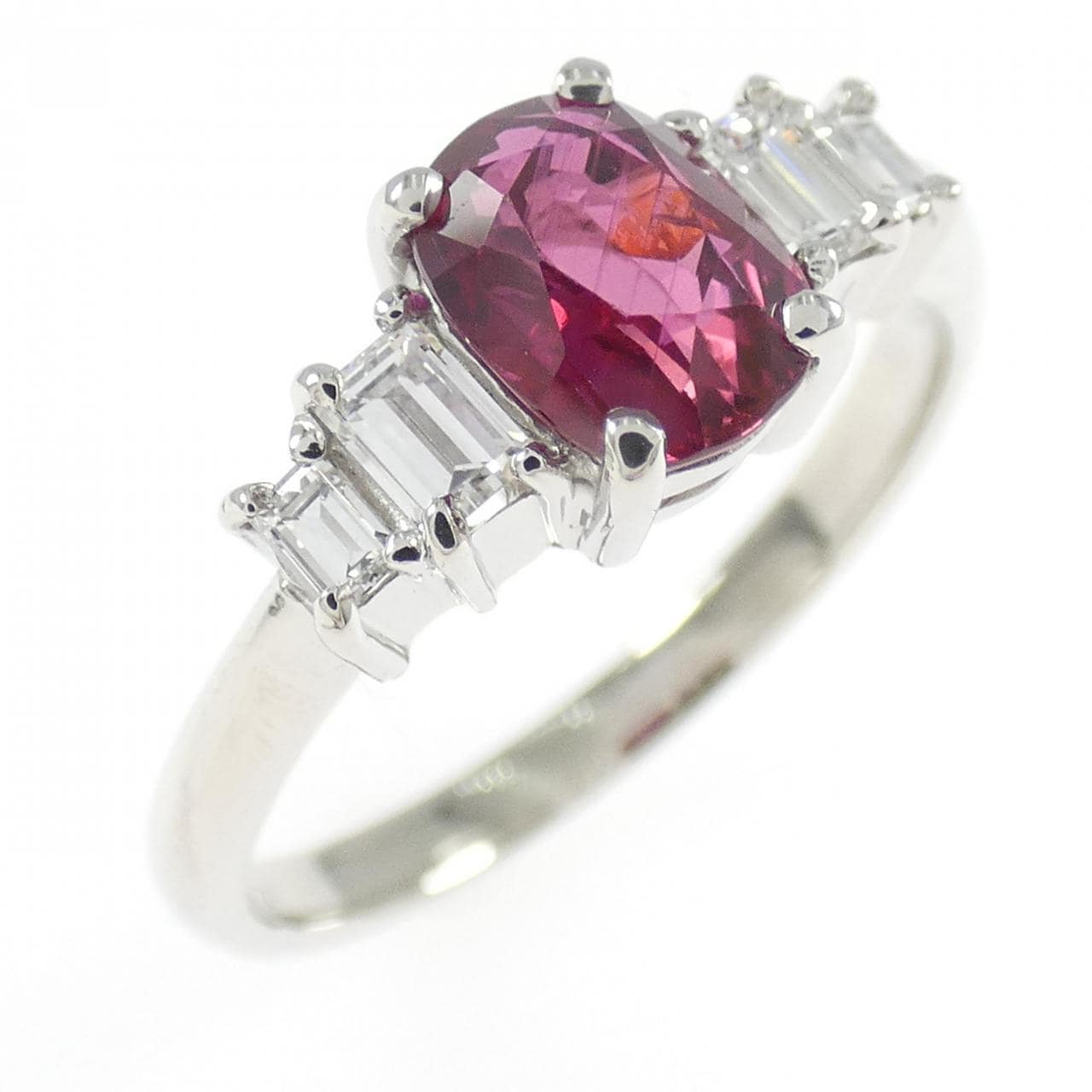 PT900 ルビー リング 1.37CT