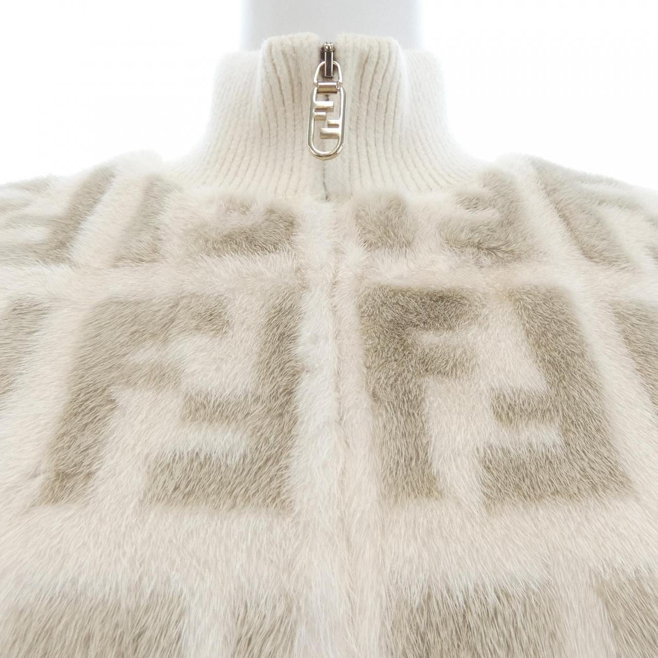 フェンディ FENDI FNE16F AHOV ブルゾン