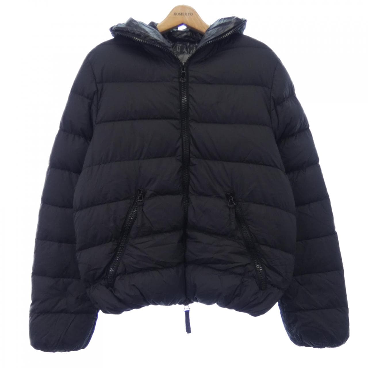 デュベティカ DUVETICA ダウンジャケット