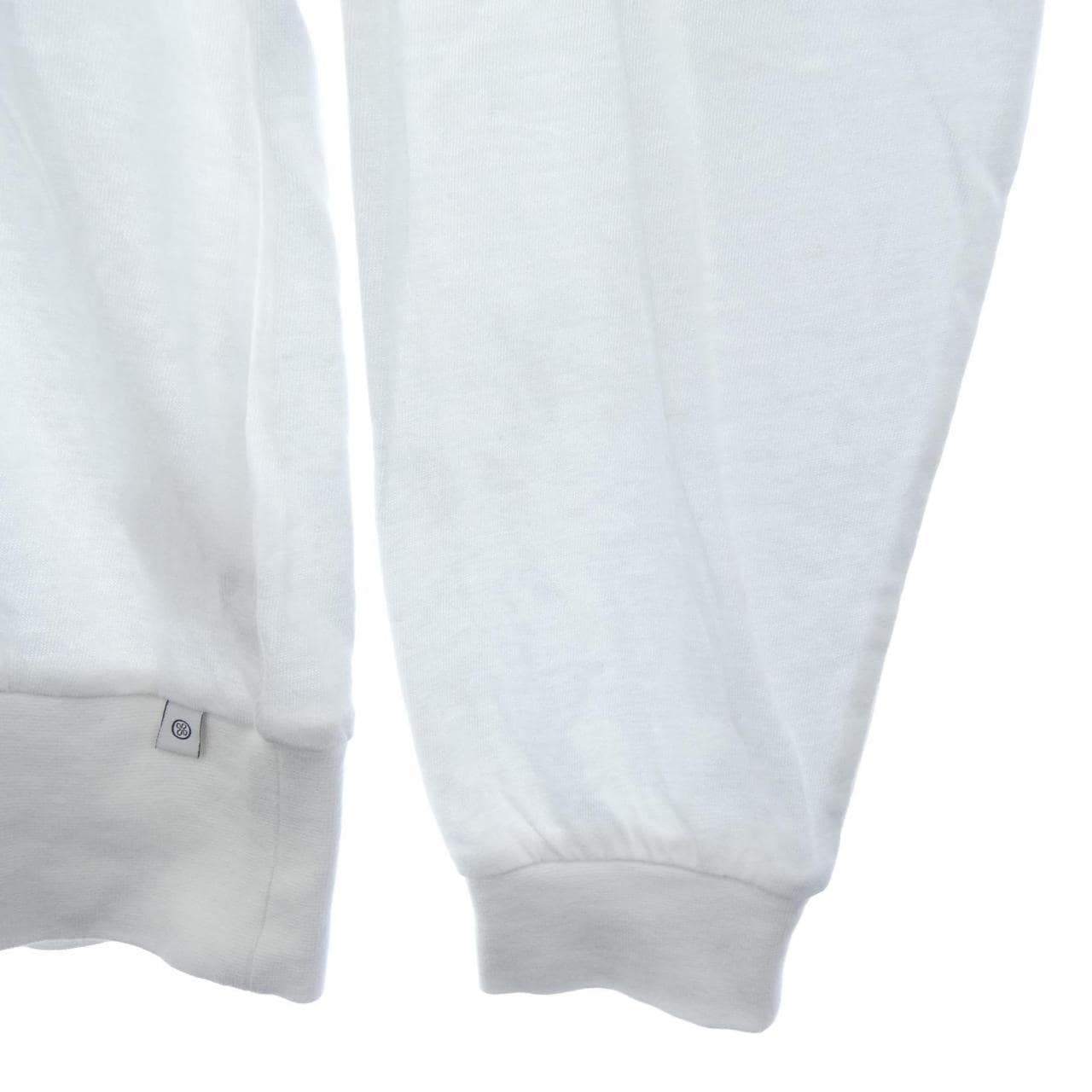 アンティーチポ ANTICIPO Tシャツ