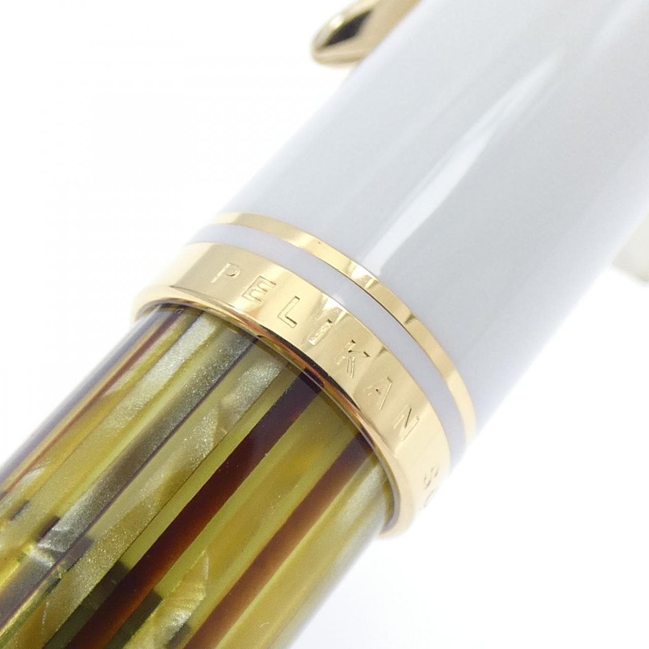 ペリカン スーベレーンM400ホワイトトータス 万年筆