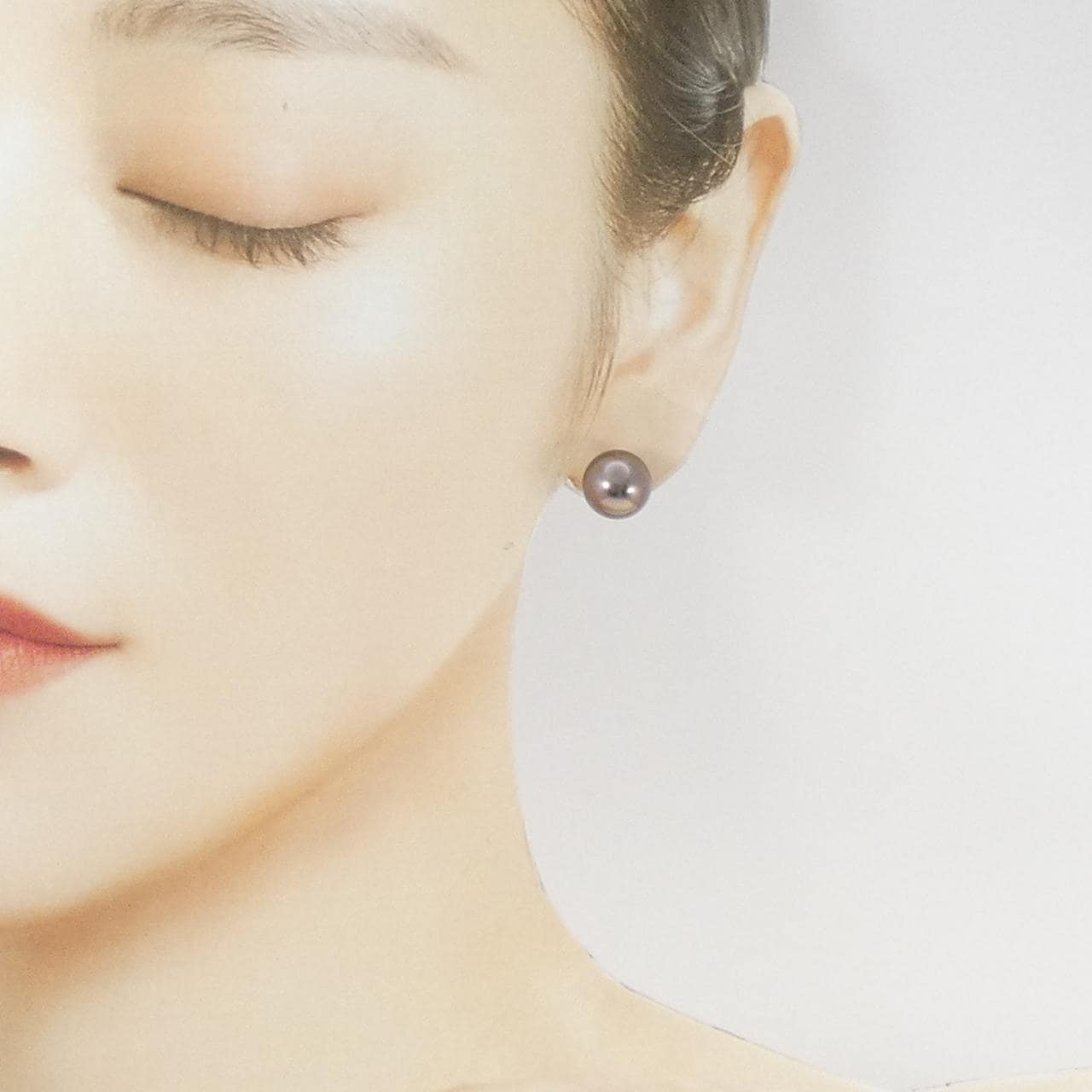 K14WG 黒蝶パール ピアス 10.6mm