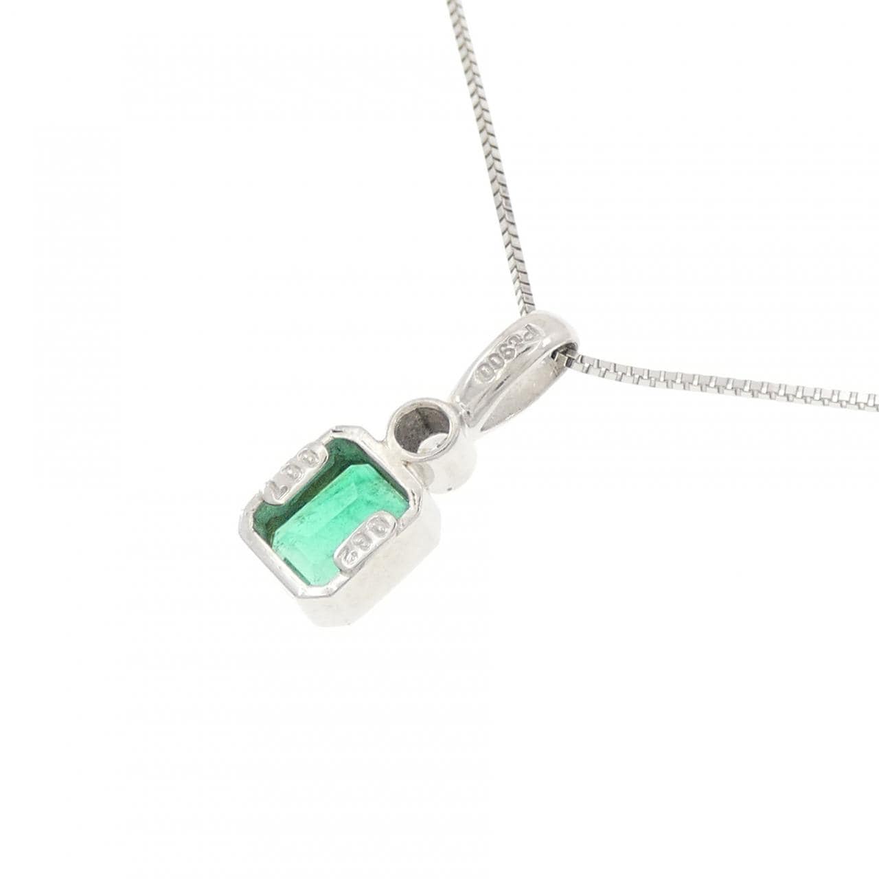 PT900/PT850 エメラルド ネックレス 0.82CT