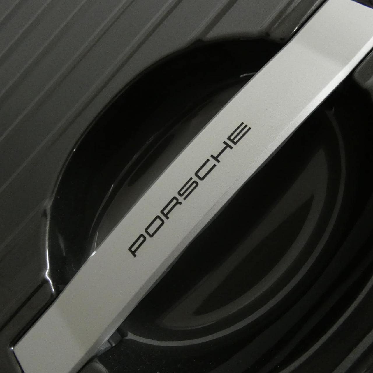 リモワ PORSCHE マルチホイール 80L 82290587 キャリーバッグ