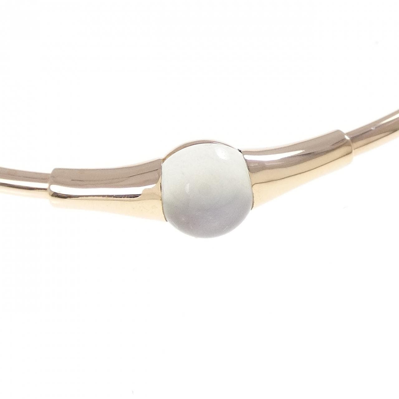 ポメラート ムーンストーン バングル