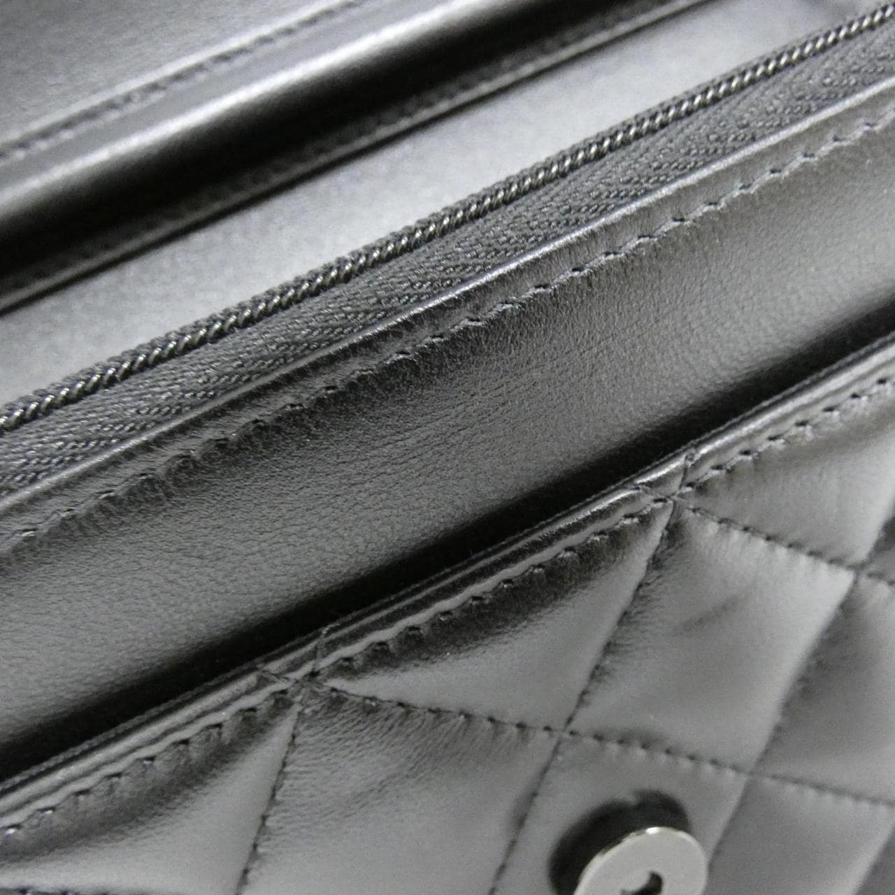 シャネル タイムレスクラシック ライン AP0250 チェーンウォレット