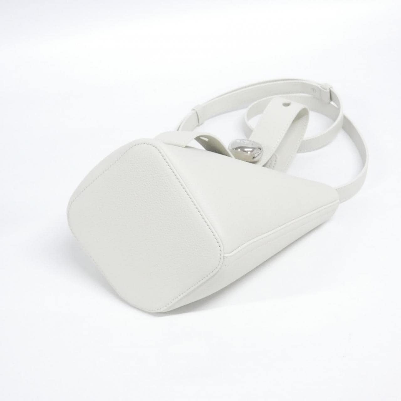 【新品】ロエベ ぺブル バケット ミニ AANBBBMX02 バッグ