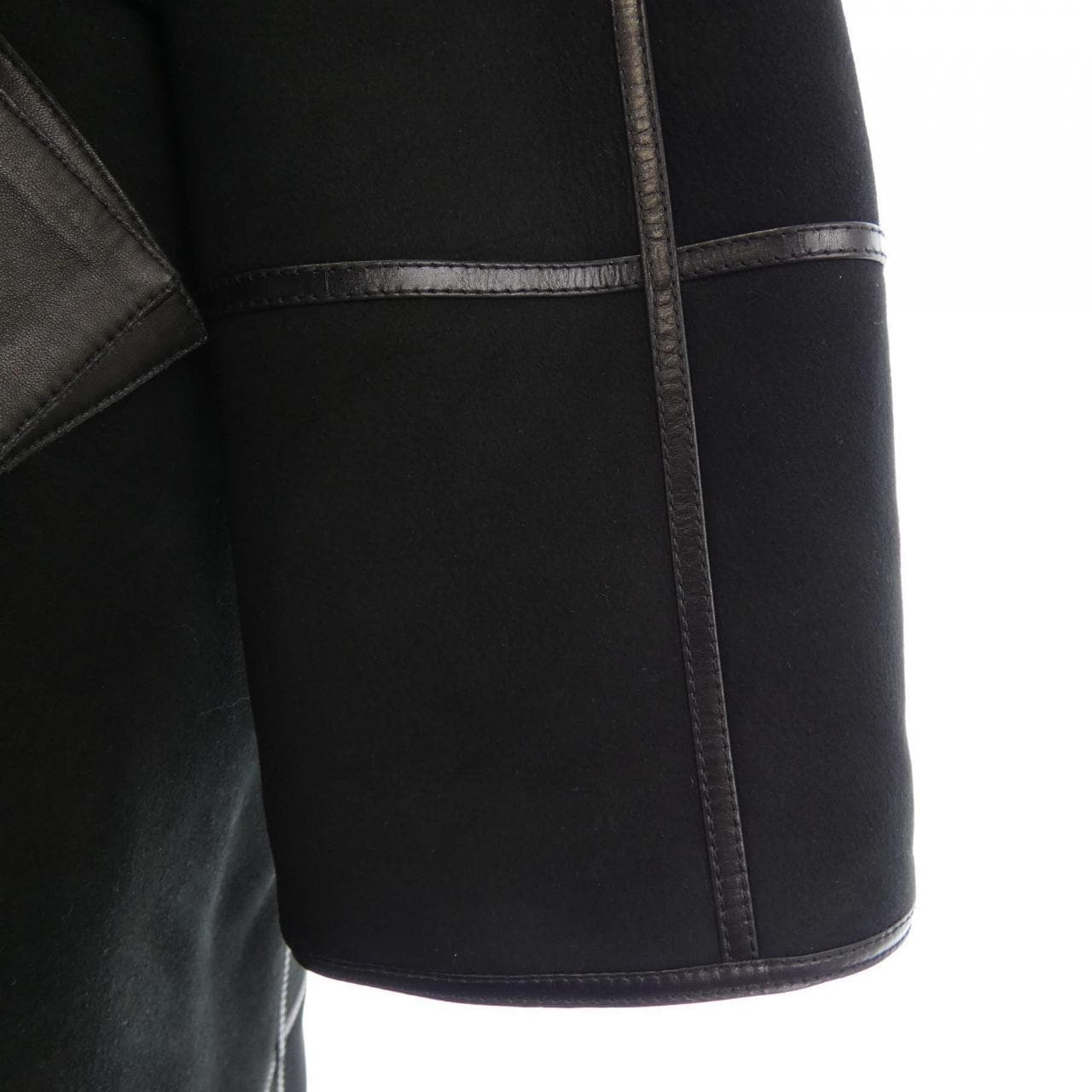 ロエベ LOEWE ムートンコート