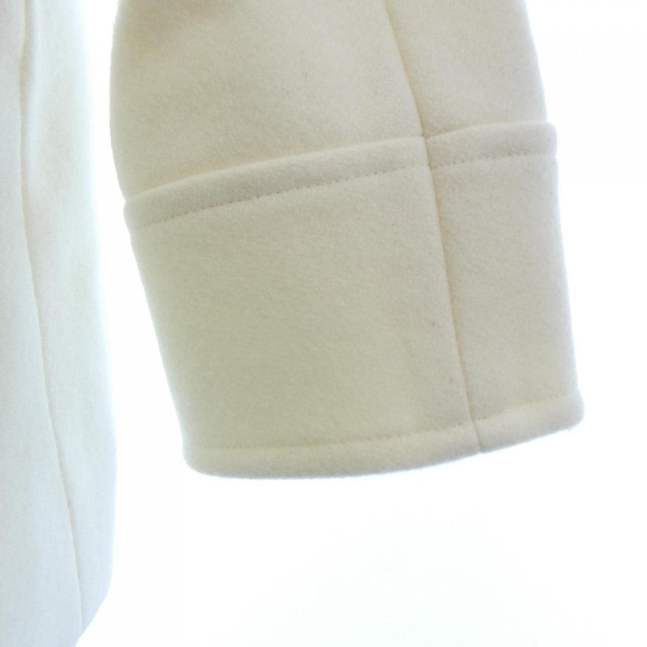 レッセパッセ LAISSE PASSE コート