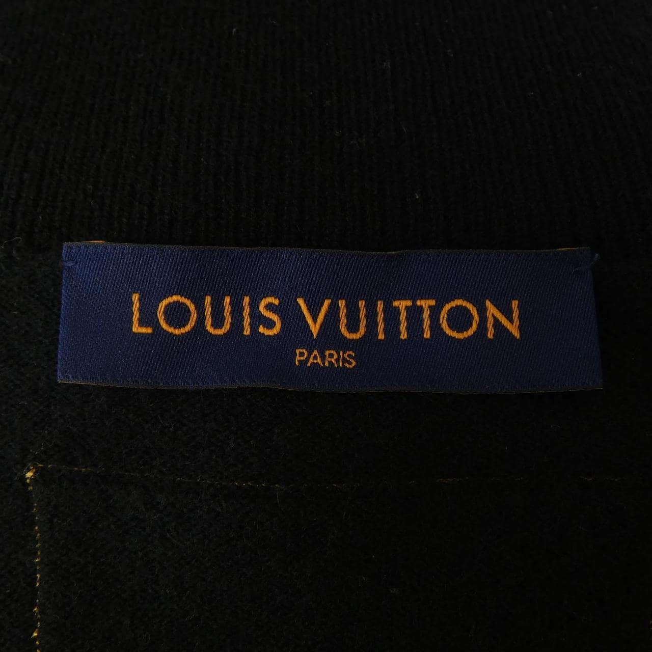 ルイヴィトン LOUIS VUITTON LVSE LVエンボスタートルネック HMN41WJZE ニット