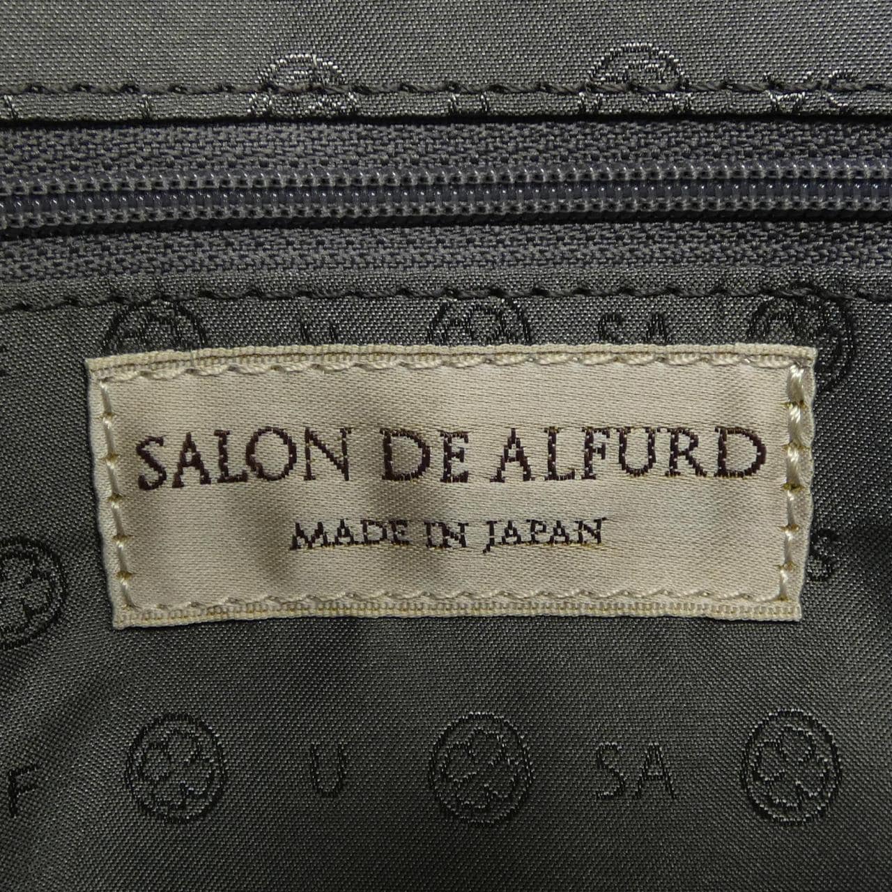 SALON DE ALFURD BAG