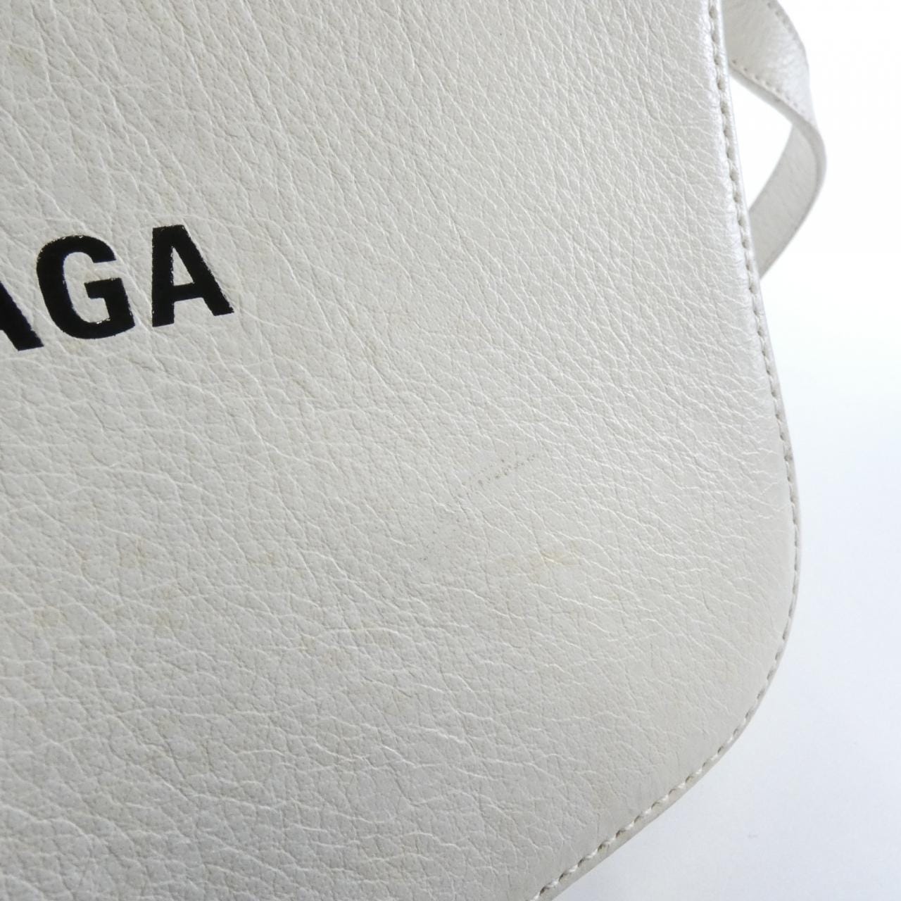 バレンシアガ エブリデイ カメラ バッグ S 552370 D6W2N ショルダーバッグ