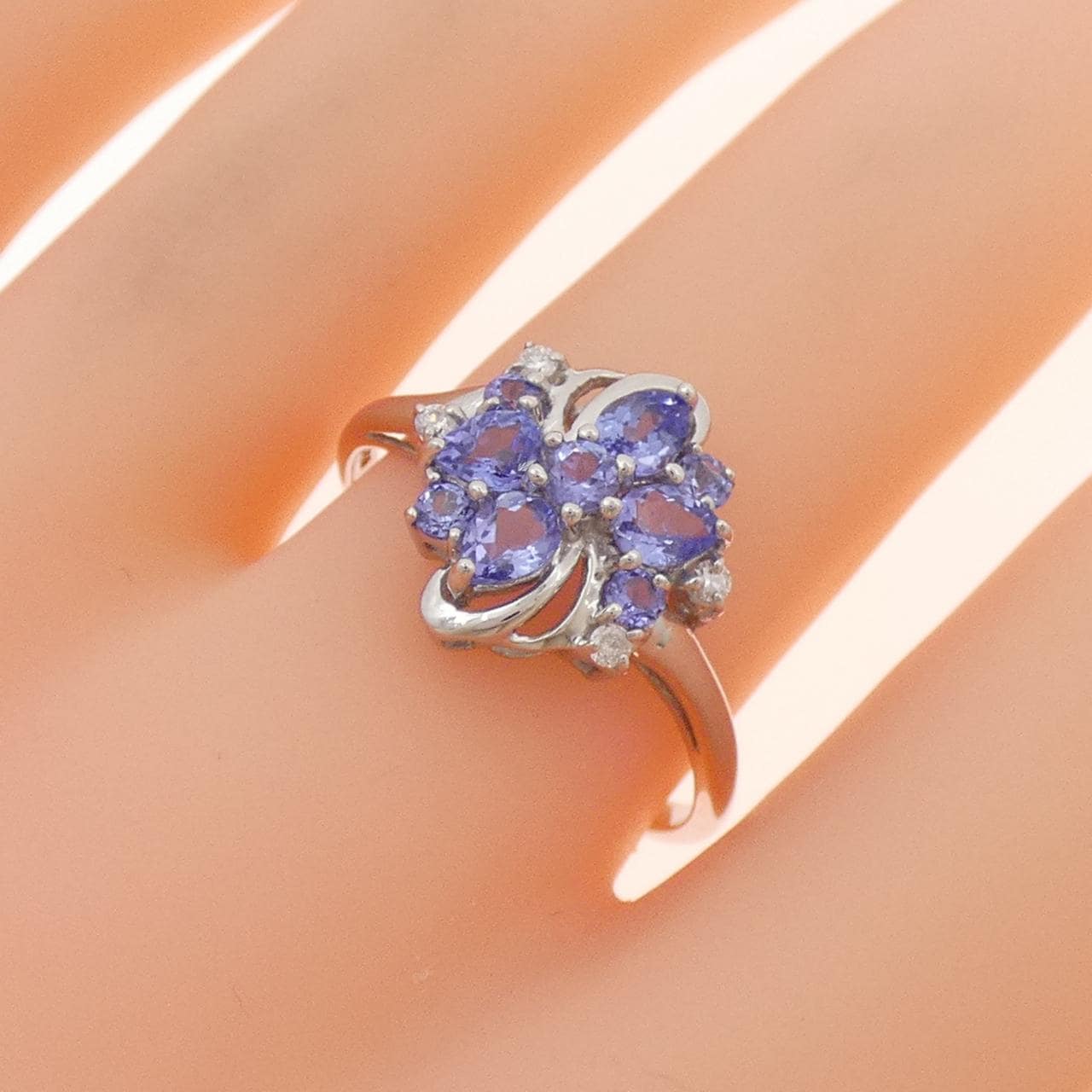 K14WG タンザナイト リング